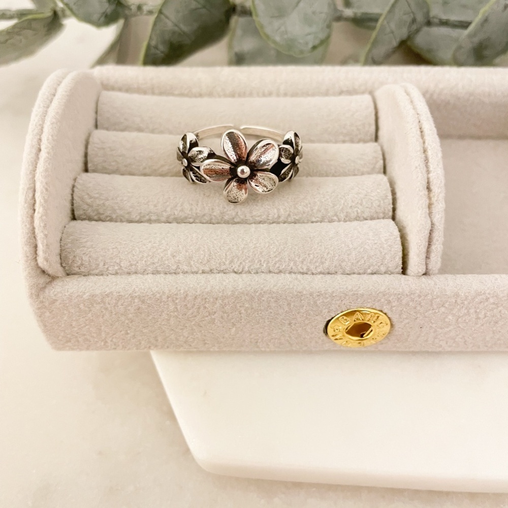 925 Sterling Silver Vintage Flower Ring Dainty Minimalist Ring - Picture 7 of 10